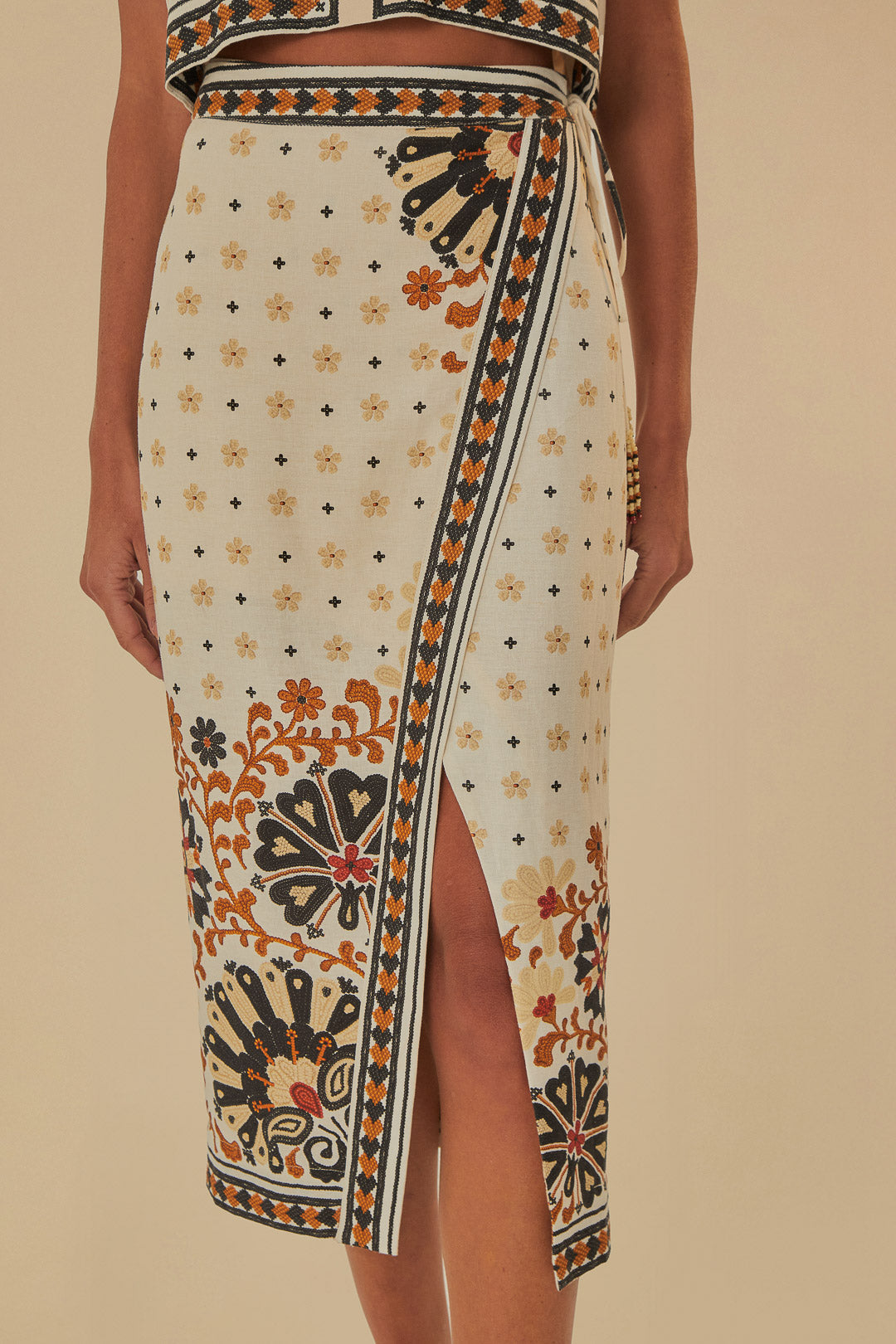 Flower Fan Tapestry Off-White Wrap Midi Skirt